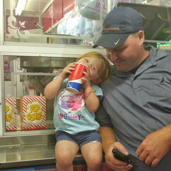 Meet your Posher, Sarah - Picture 3 of 5